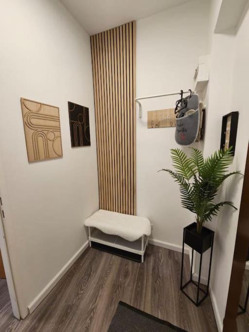 Affordable Suite In Vienna'S Hotpoint Екстериор снимка