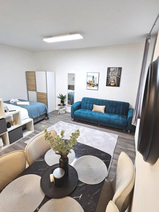 Affordable Suite In Vienna'S Hotpoint Екстериор снимка